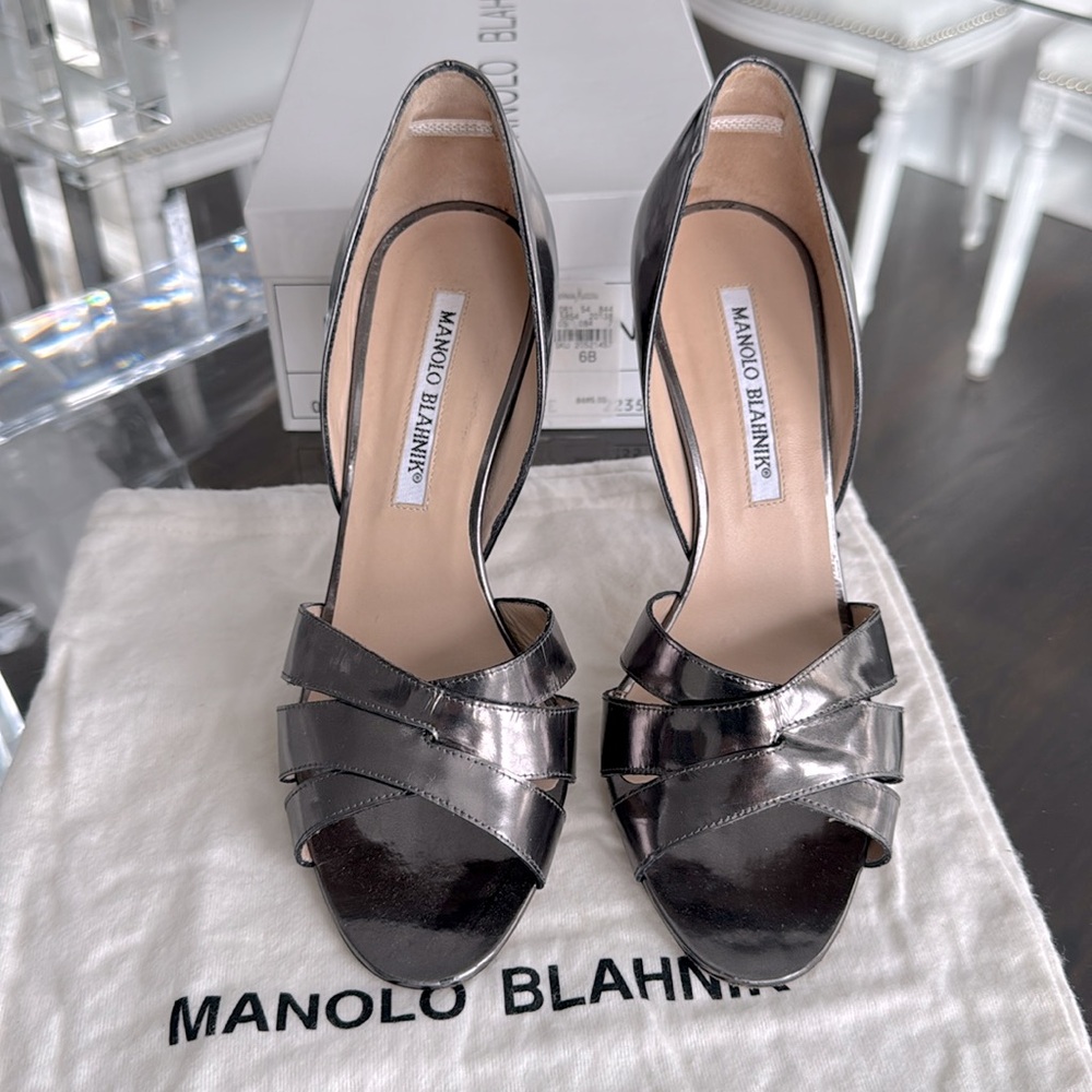 Manolo Blahnik Anthracite D’Orsay Pump 36